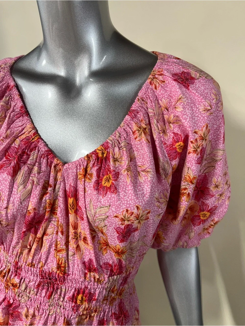 LOFT Pink Floral Puff Sleeve V Neck Blouse Smocked Waist Feminine SMALL PETITE